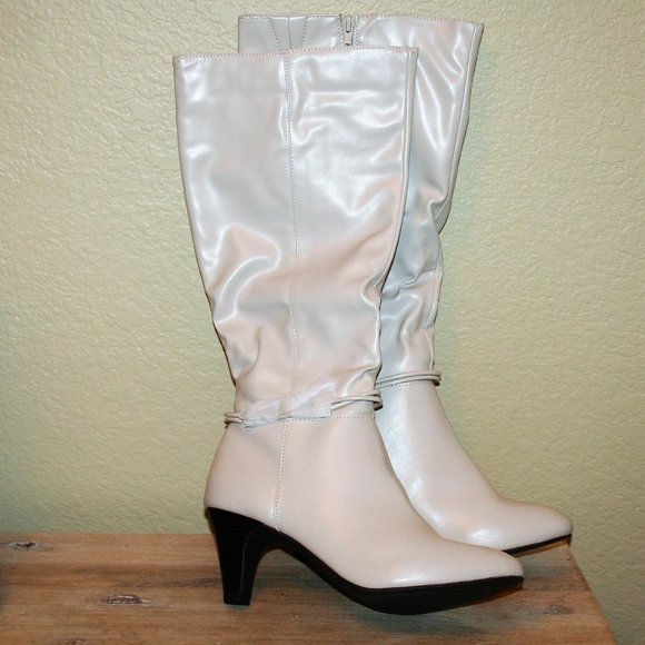 KAREN SCOTT HOLLEE  BOOTS WINTER WHITE 9.5 NIB - Picture 7 of 12